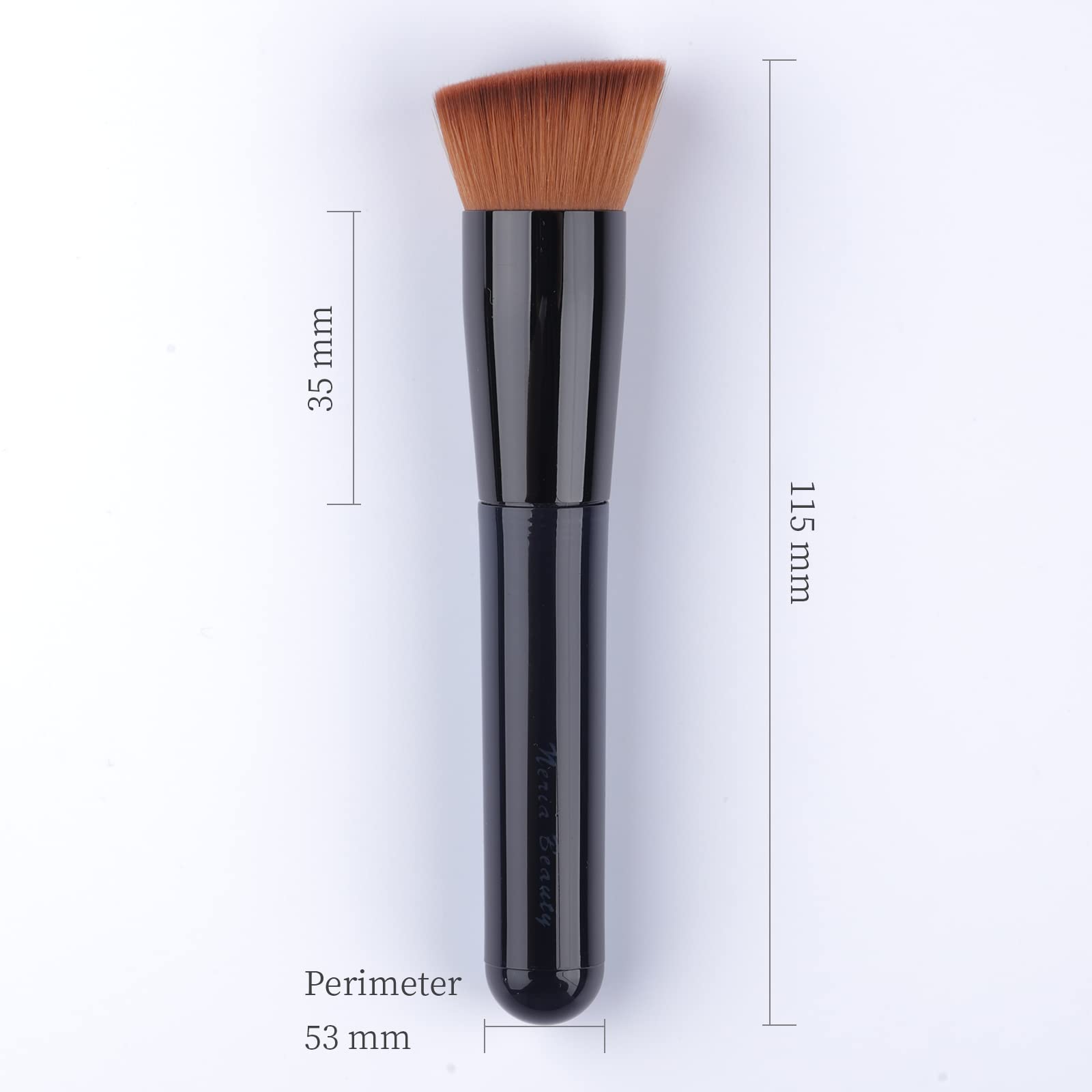 EVRCHGIEA ergonomic handle supports steady blending.