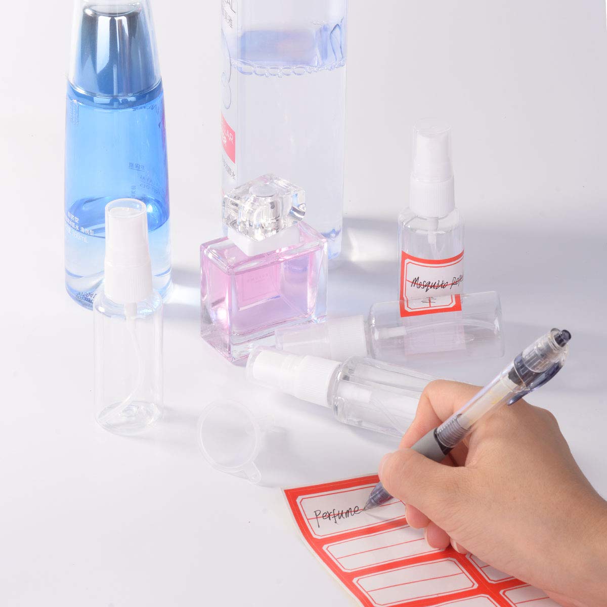 Exptolii mini bottles on the go fit in bags.
