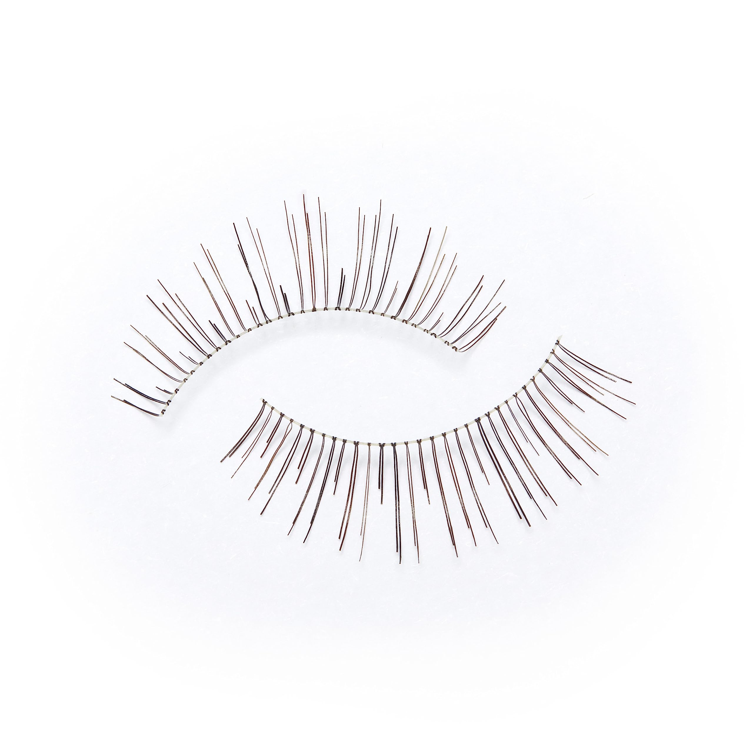 Vegan, cruelty-free Eylure Naturals No. 020 packaging ready for wear.