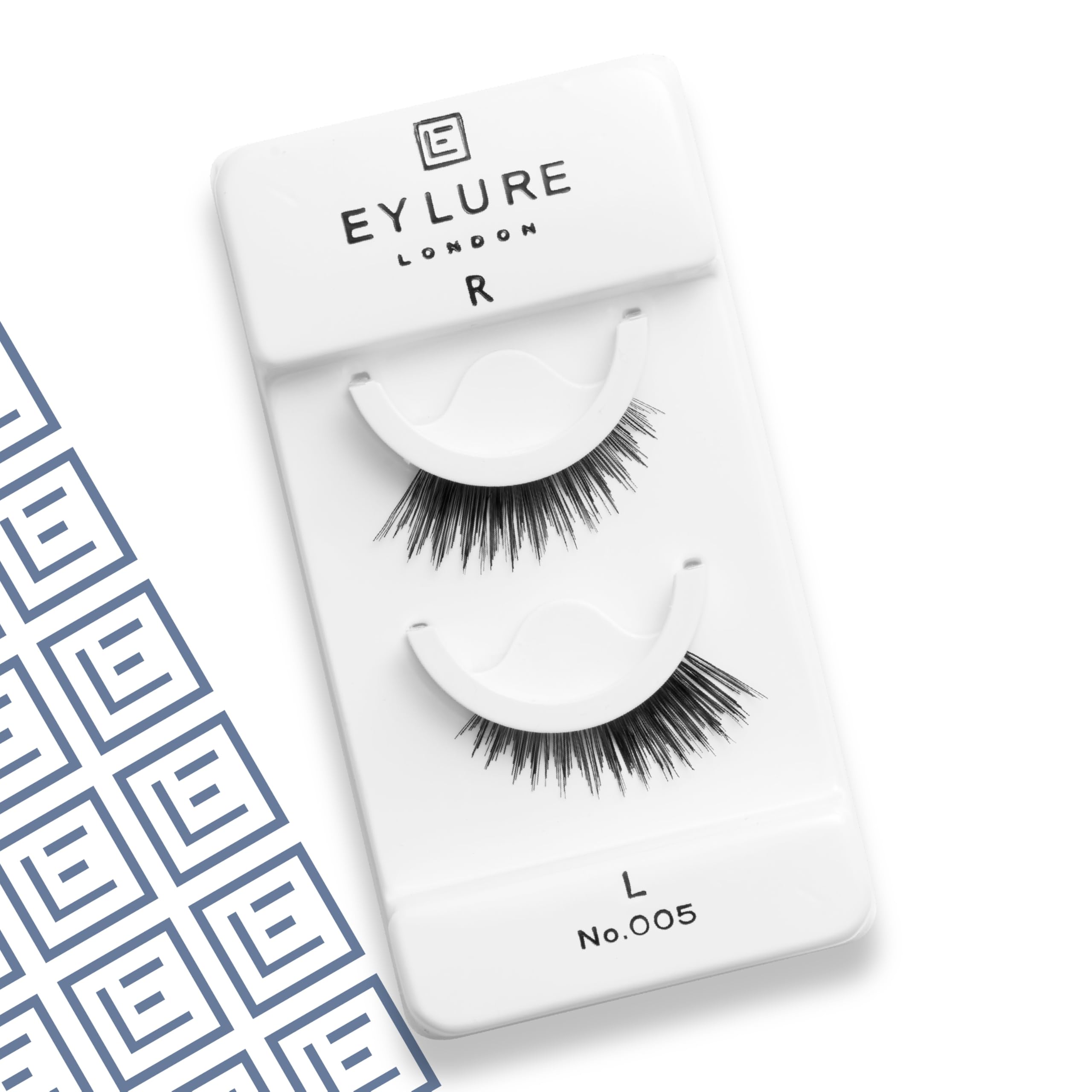 Eylure No.005 lashes on eye demonstrates quick, glue-free application
