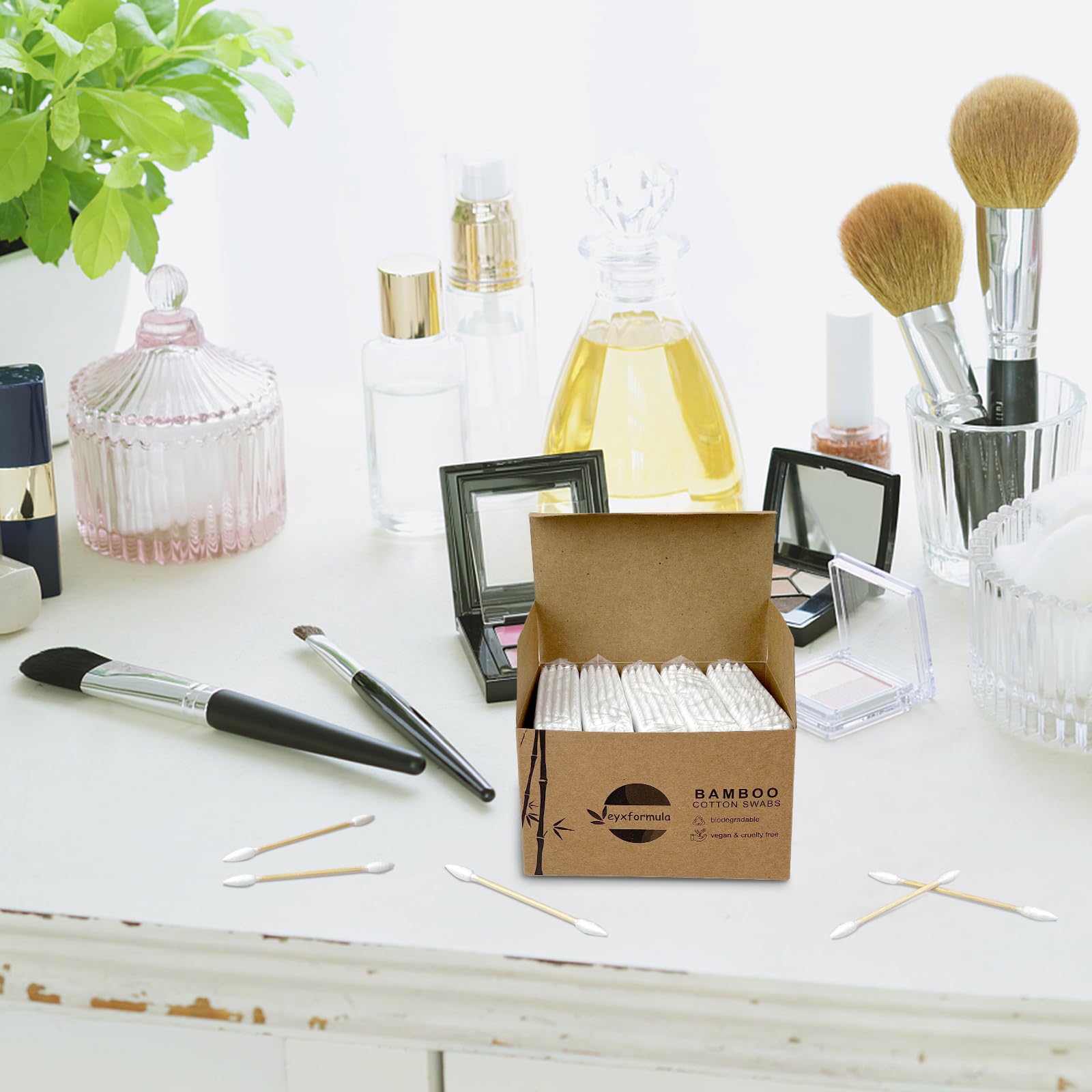 eyxformula bamboo-stem cotton swabs for cleaning small electronics and keyboards