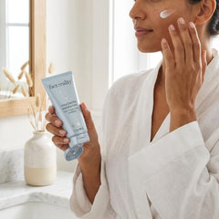 Close-up of Clearderma Moisturizer texture reveals silky, fast-absorbing finish for oil-prone skin.