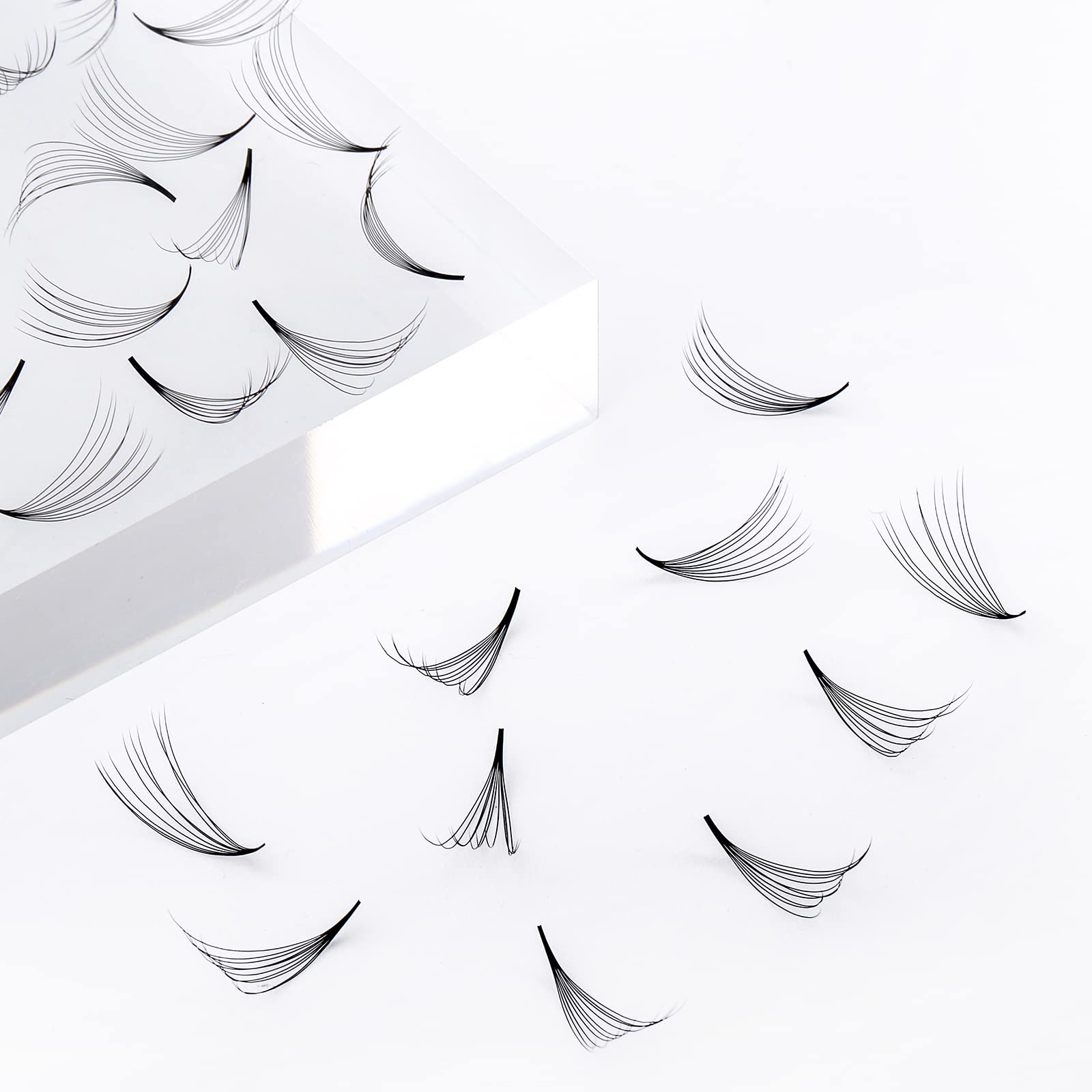 FADLASH handmade premade fans with D curl for precise placement