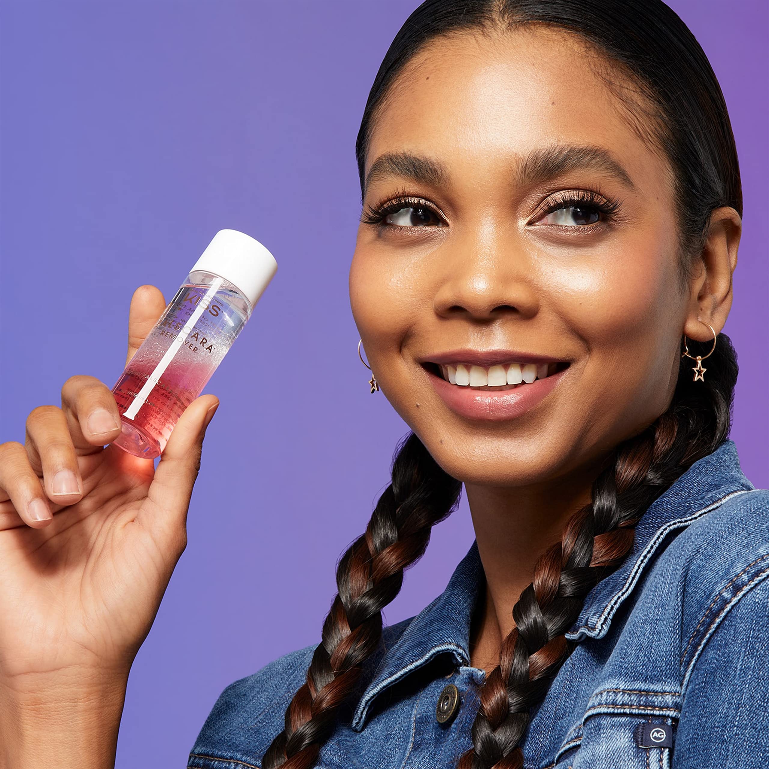 FALSCARA KISS remover at-home lash look concept with ease.
