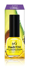 Dadi Nail Cuticle Skin Oil primer plano uñas muestra flexibilidad y brillo.