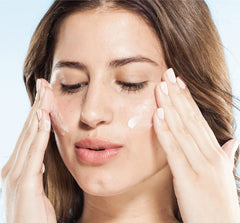 FarmHouse Fresh Timescape creamy texture for gentle dry-skin application.