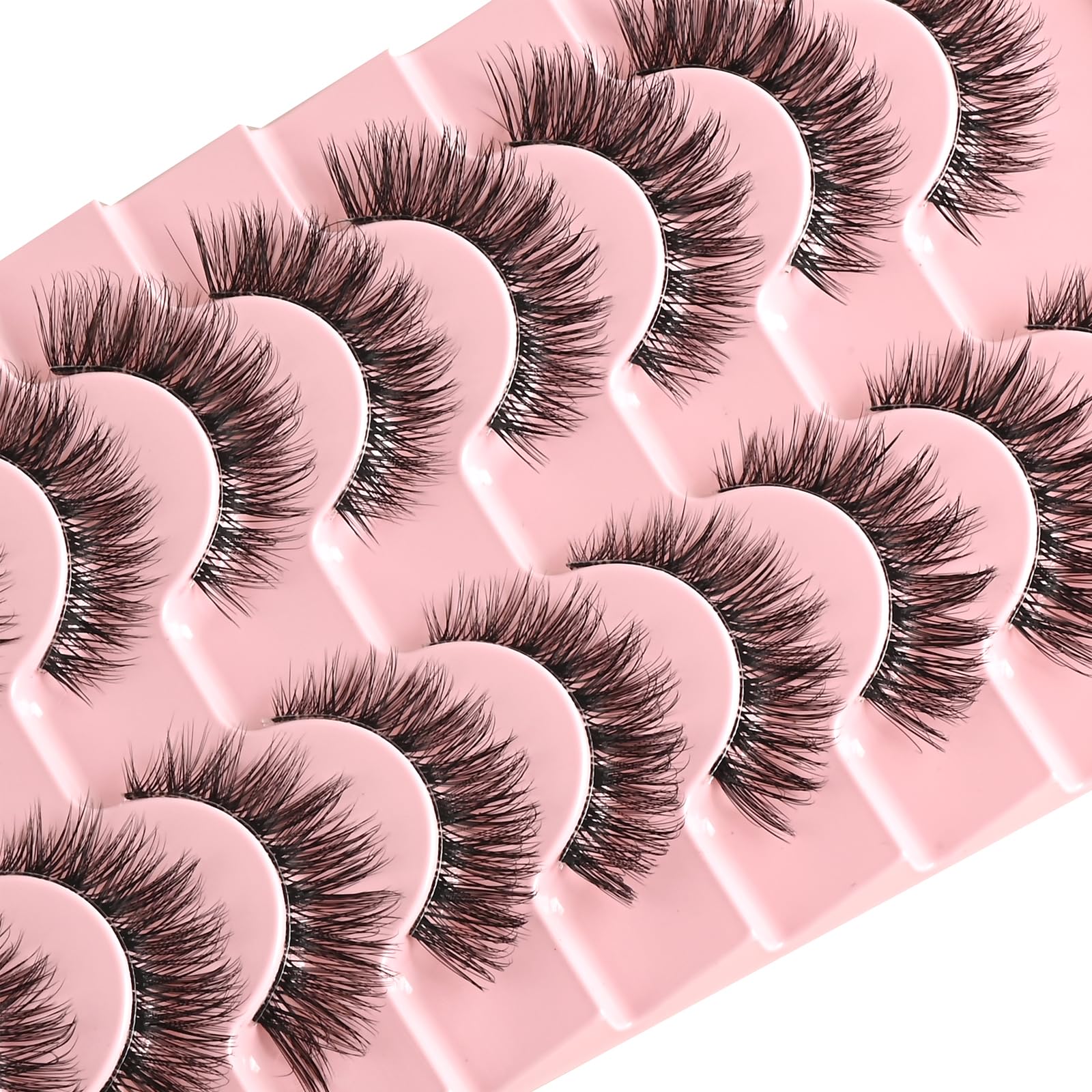 Farred beginner-friendly lashes simplify application for new users.