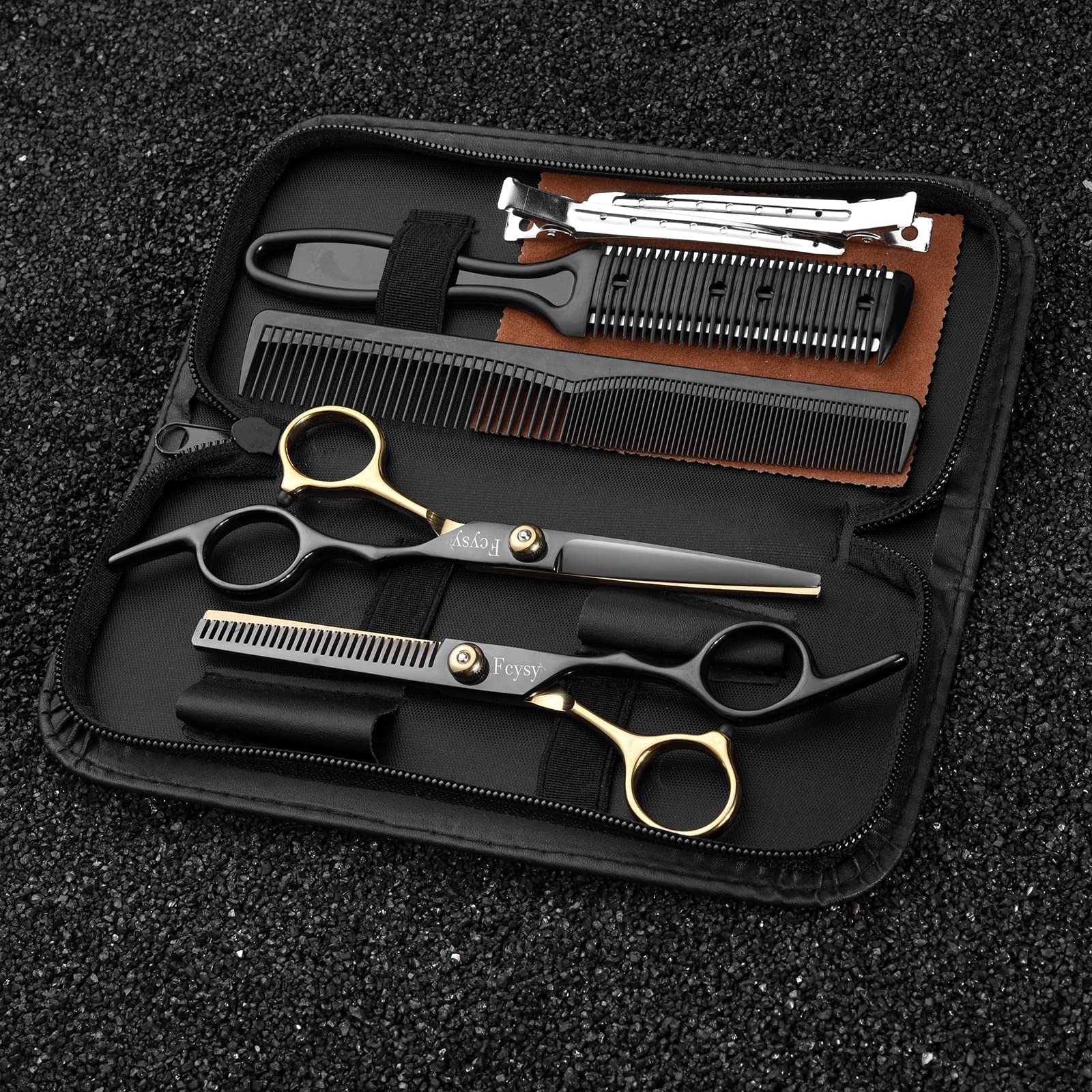 Fcysy cleaning cloth and comb included to help maintain blade performance.