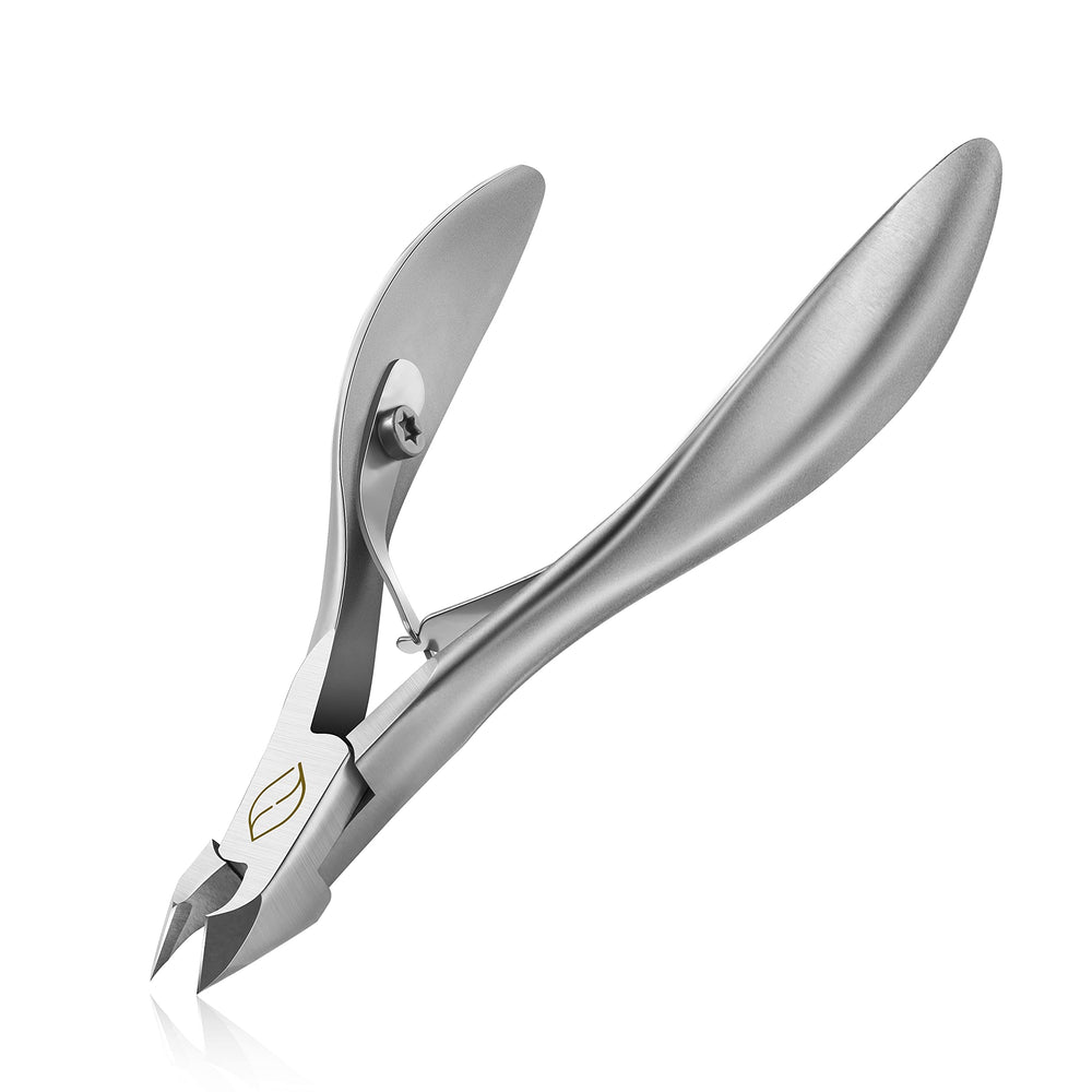 FERYES cuticle clippers half-jaw close-up showing precise trimming capability