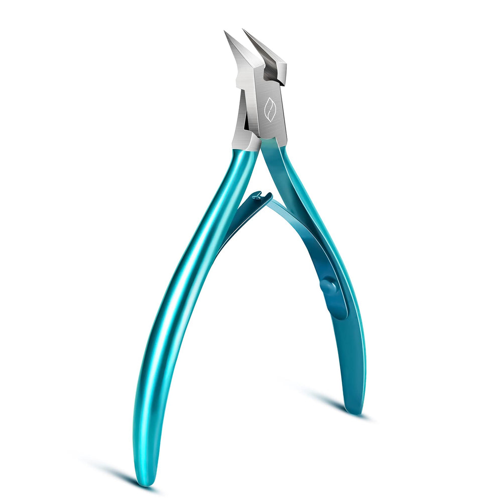 FERYES straight blade toenail clipper for precise straight cuts and reduced ingrown risk.