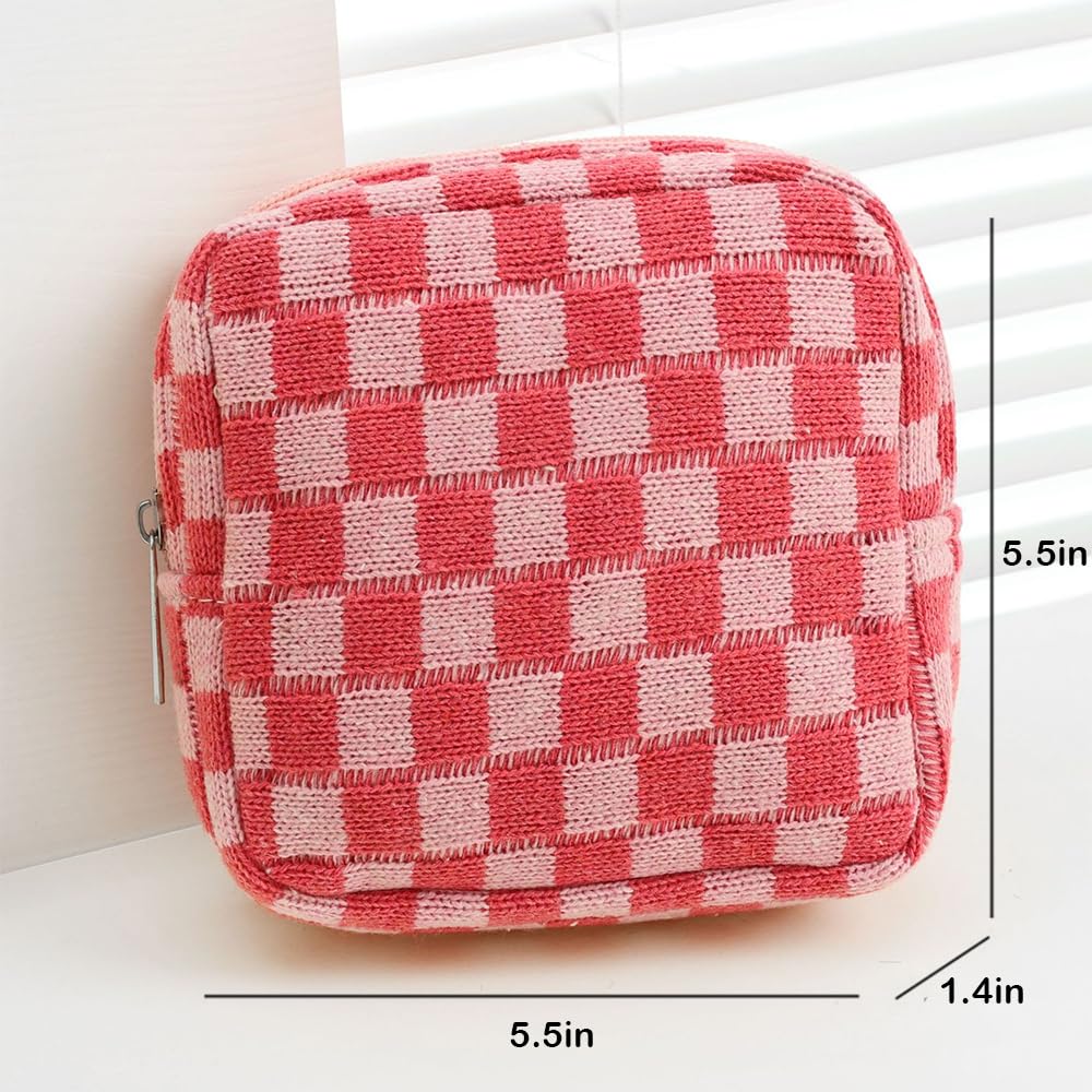 FFpaw compact pouch is ideal for daily commute and travel