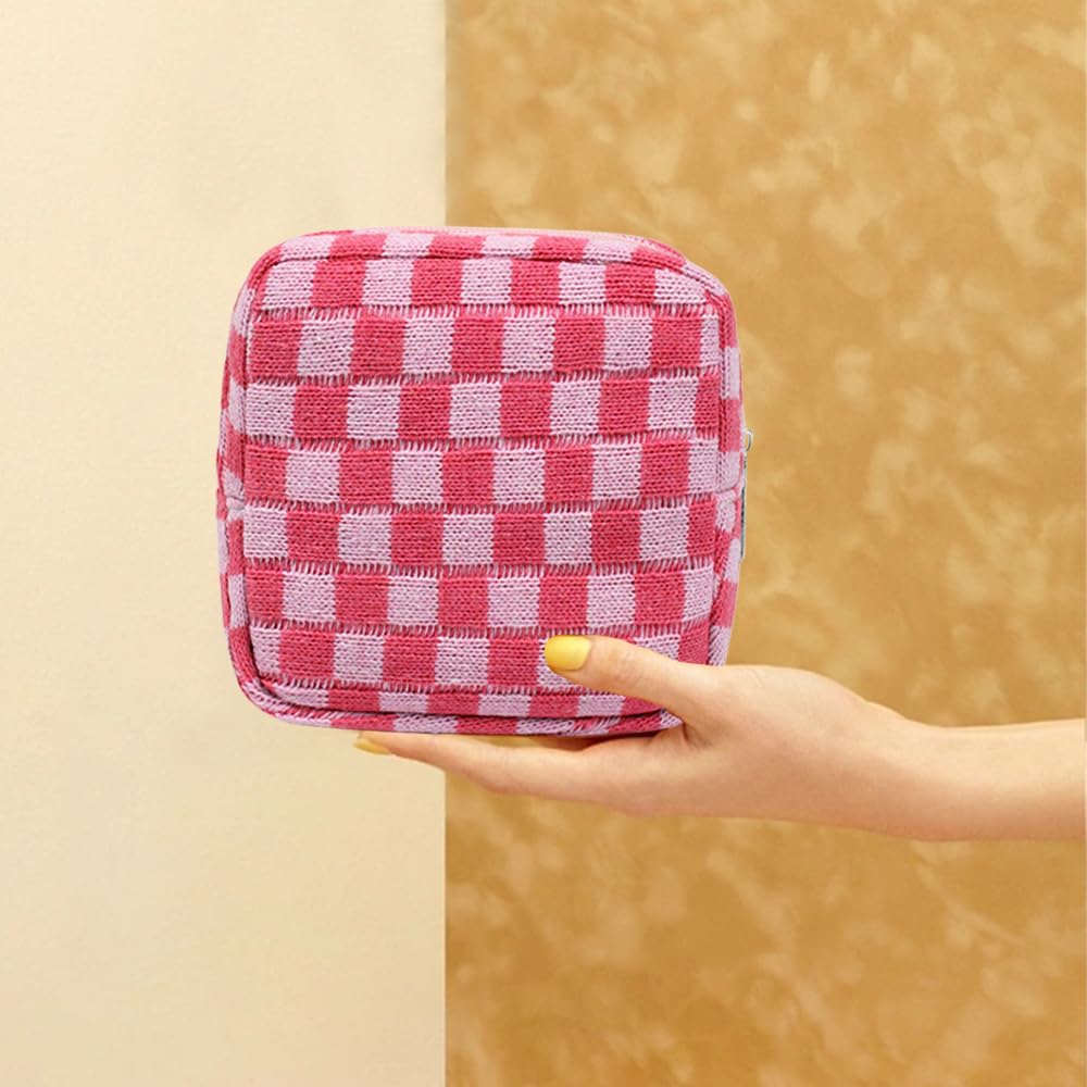 FFpaw gift-ready pink makeup bag suitable for special occasions