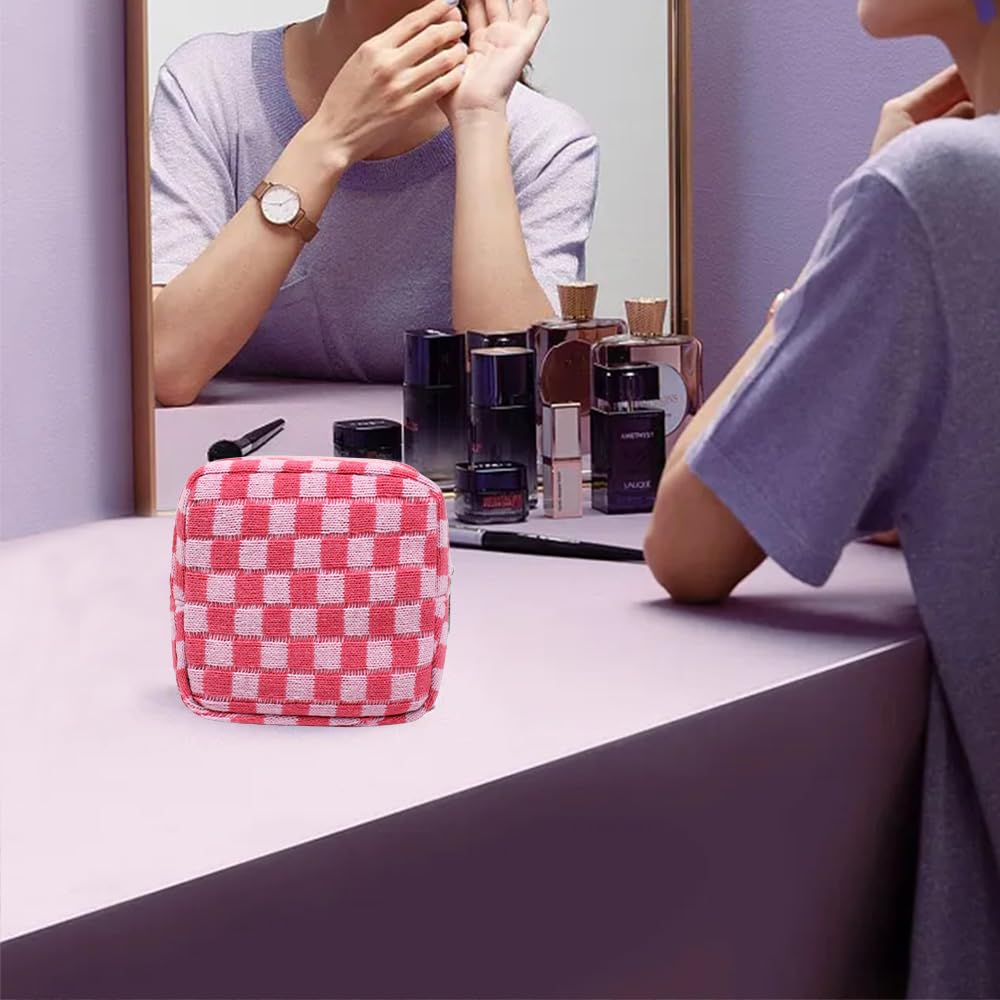 FFpaw makeup brush storage keeps brushes protected and ready