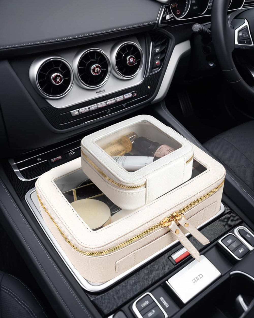FFpaw PU material waterproof bag and easy cleaning
