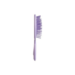 FHI Heat DuoFlex anti-static bristles reduce snagging during detangling.