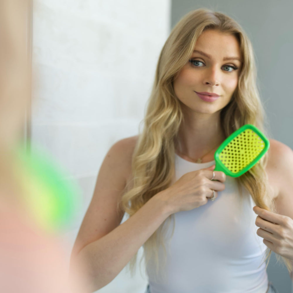 FHI Heat UNbrush durable construction supports daily use
