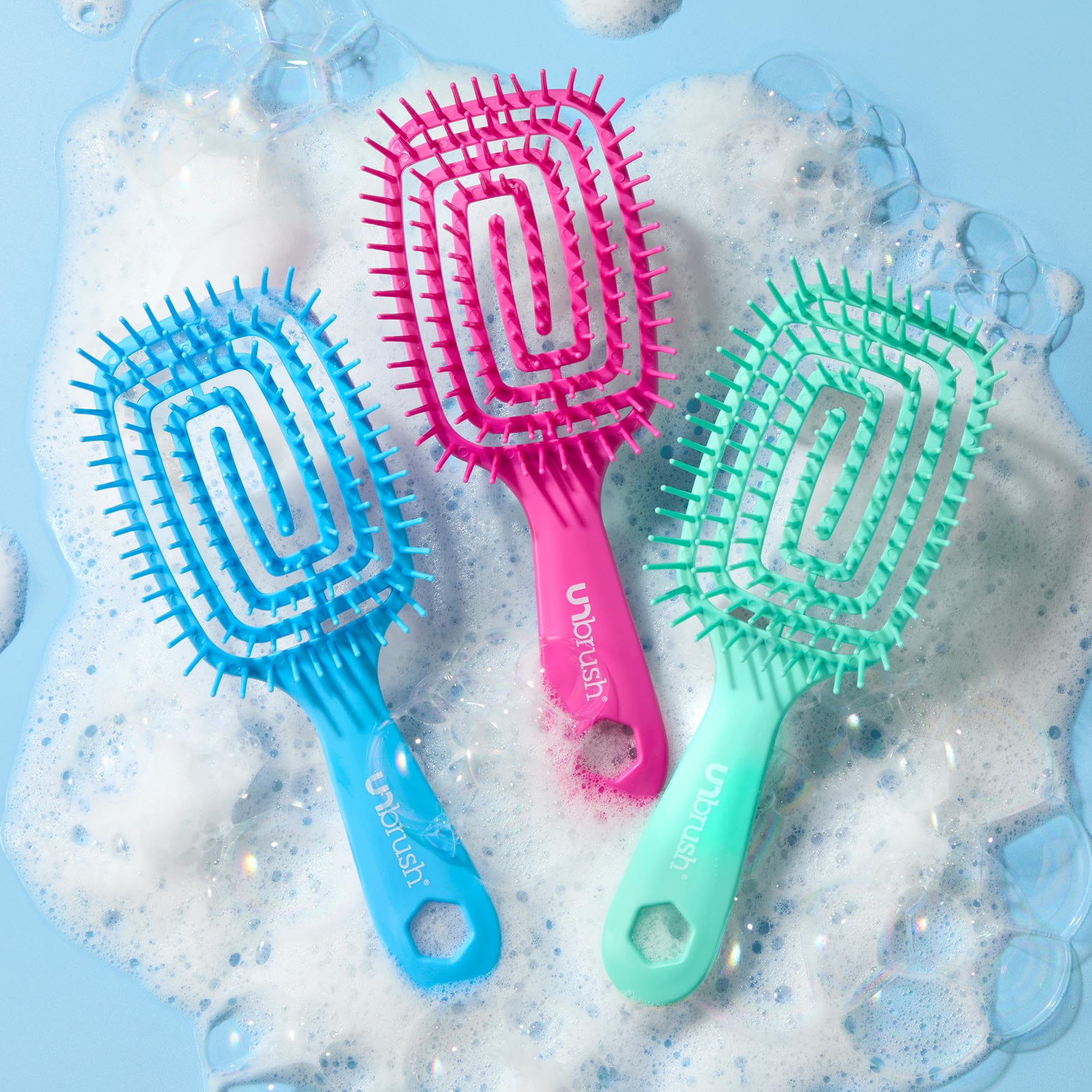 FHI Heat UNbrush Flex daily use scenario for fast styling.