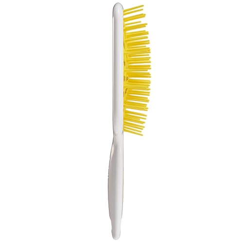 FHI Heat UNbrush Plus anti-static bristles reduce breakage during detangling.