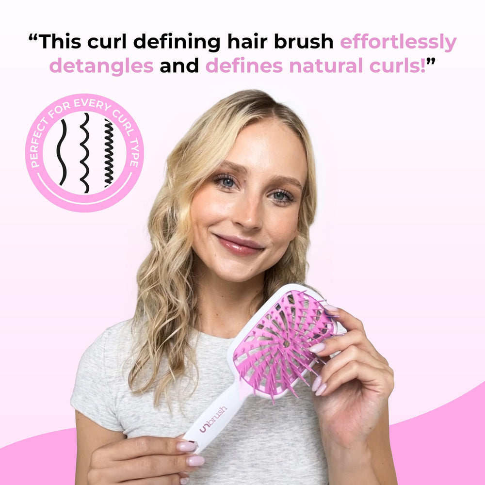 FHI Heat UNbrush Plus anti-static bristles reduce snagging during detangling.