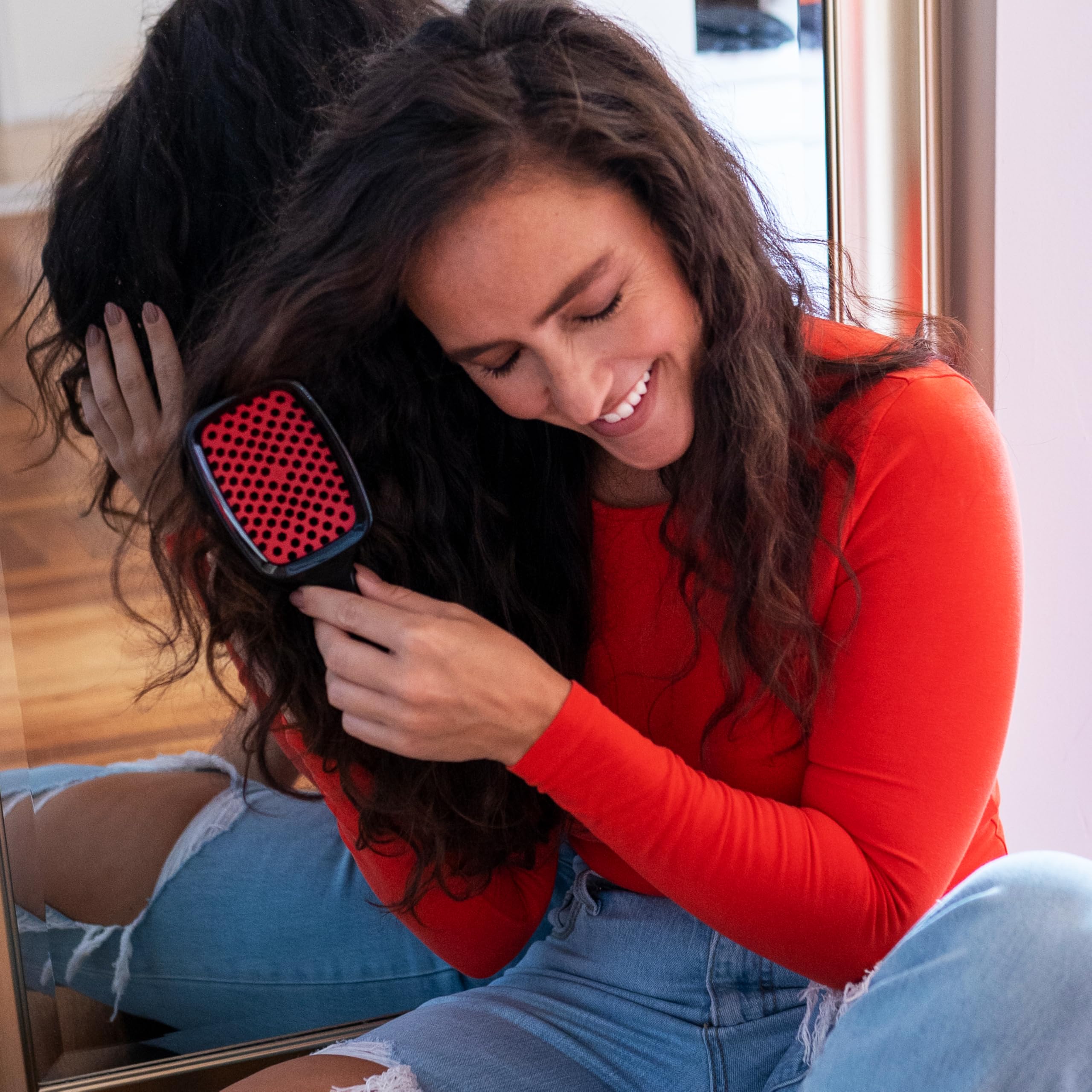FHI Heat UNbrush red lightweight handle designed for comfortable styling sessions