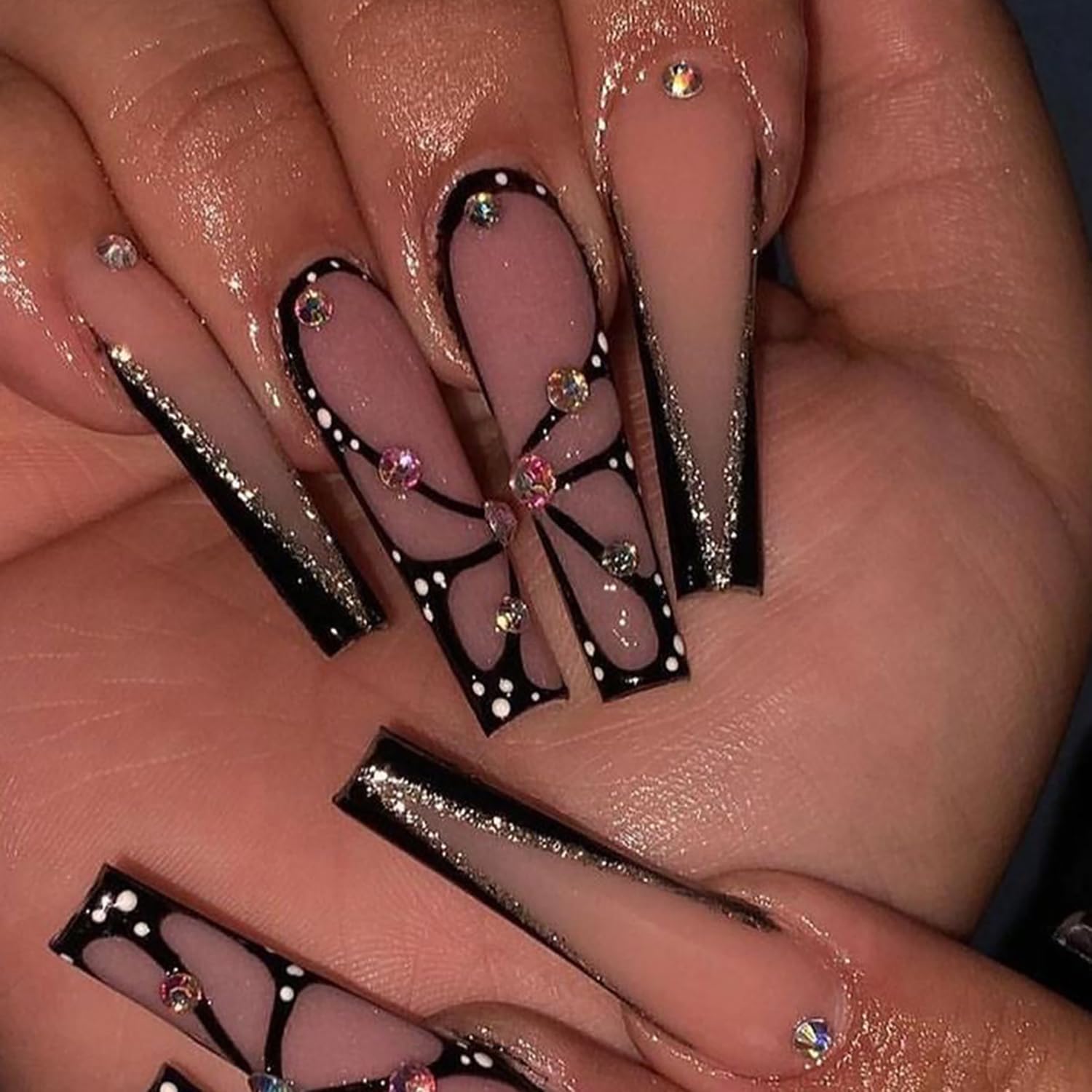 Uñas FIEONCIY en forma ataúd negras con brillo para eventos nocturnos