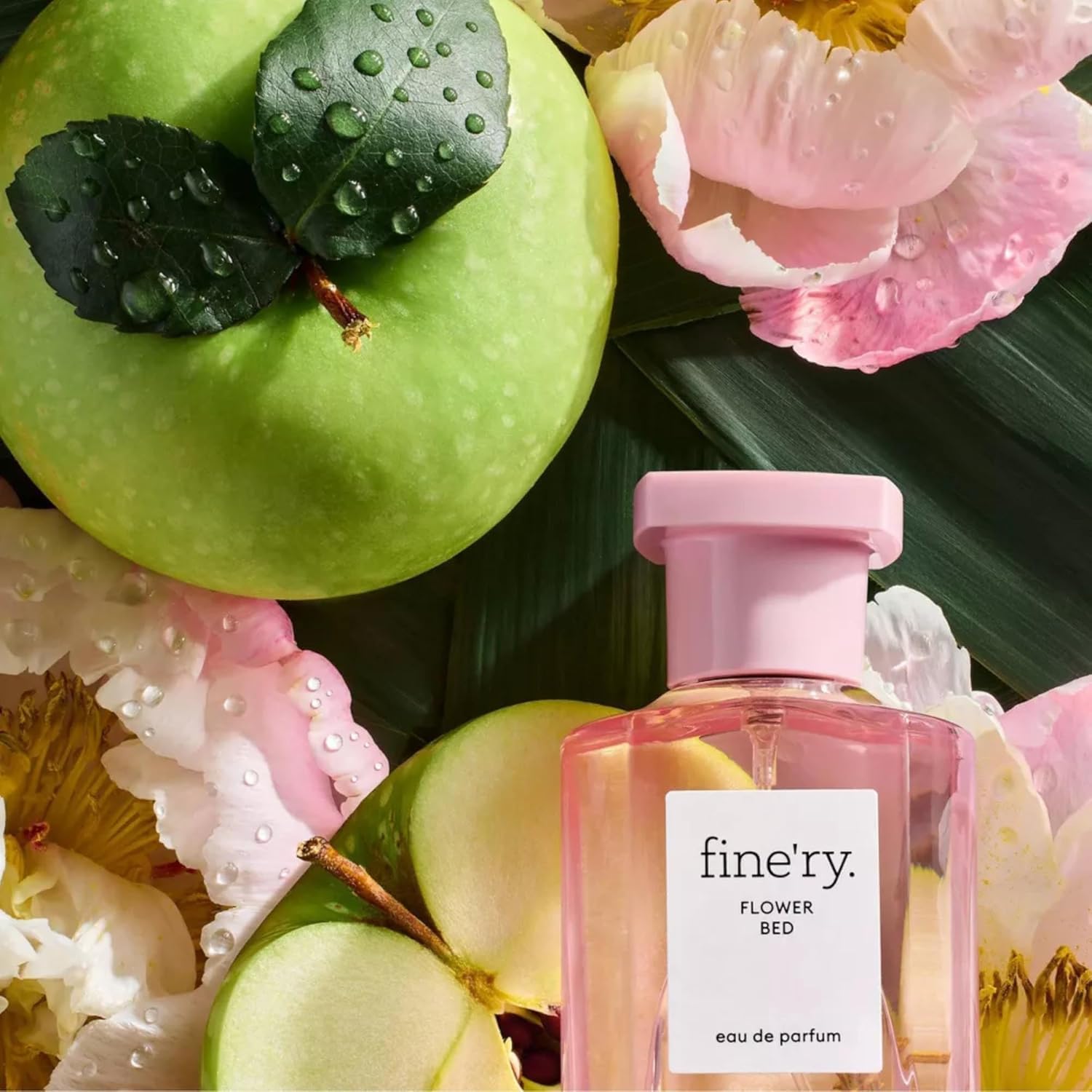 Fine'ry bottle-on-vanity captures premium packaging aesthetics