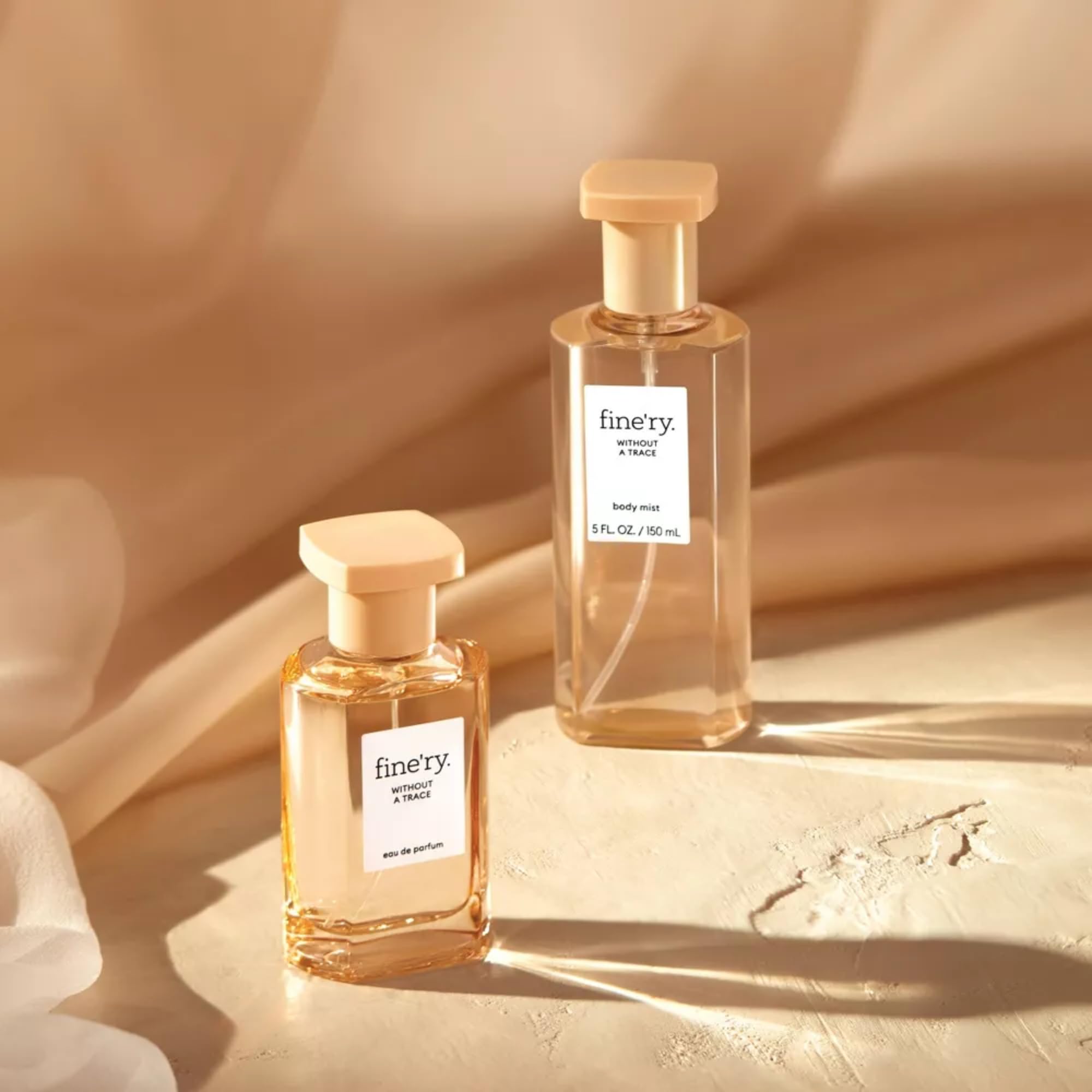 Fine'ry Floral Skin Musk pillow-scene evokes a comforting invisible scent reminder.