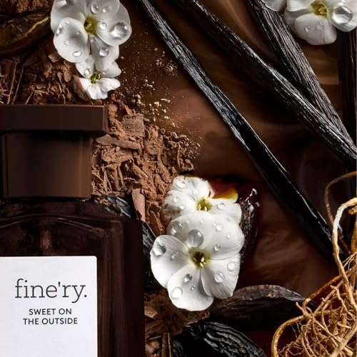 Fine'ry Vanilla Gourmand smoked-vetiver-contrast detail with smoky warmth
