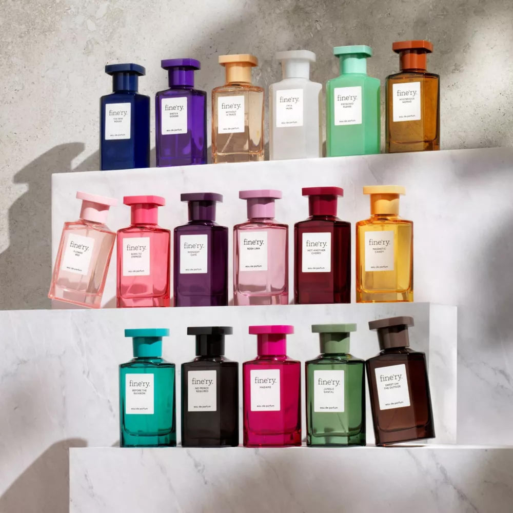 Fine'ry Vanilla Gourmand wood-tone-visual capturing warm scent tones
