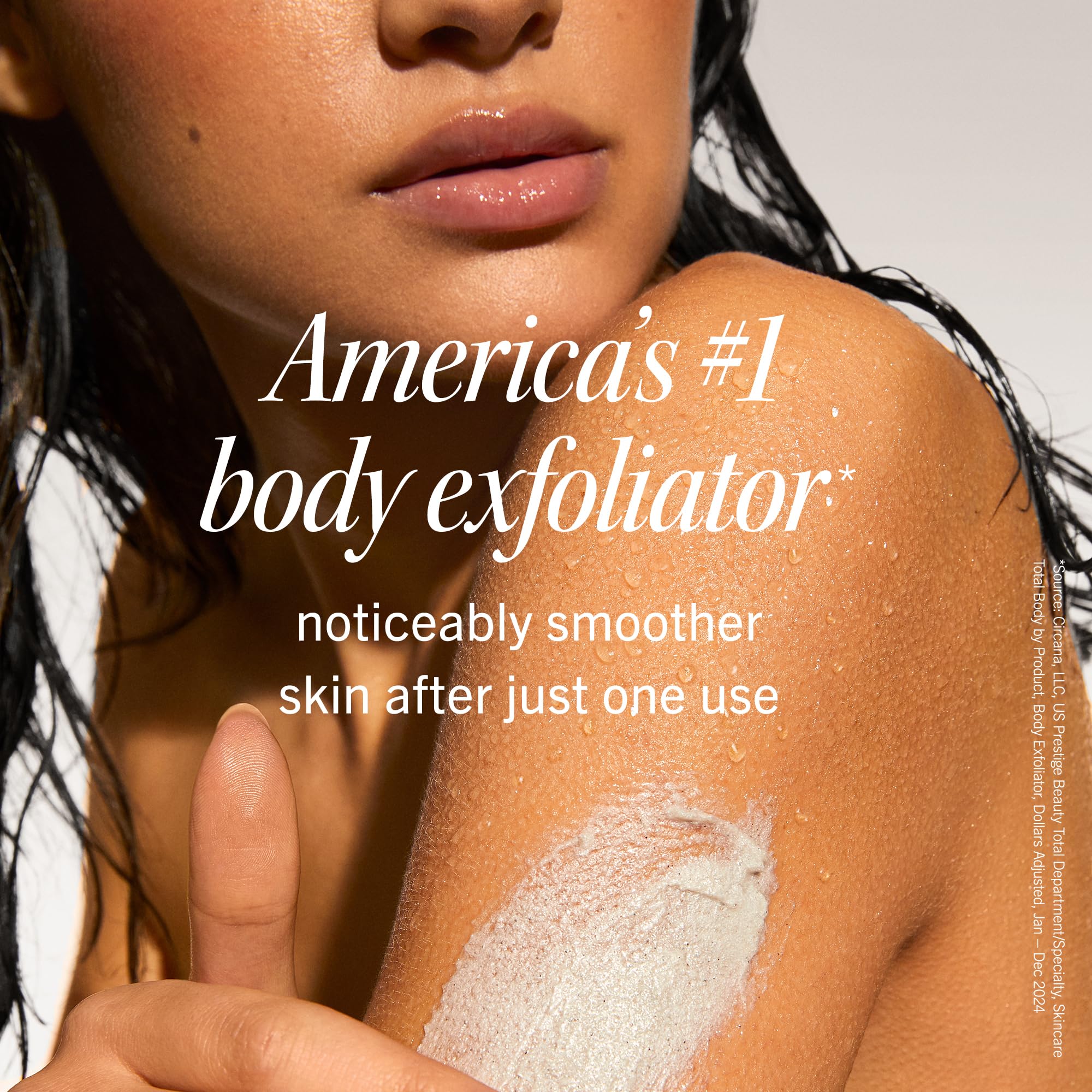 First Aid Beauty KP Bump Eraser, textura exfoliante con granulos de piedra pómez.