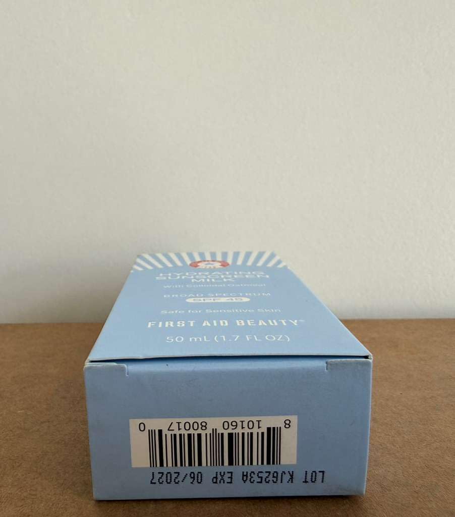 Nano-free and silicone-free dermatologist-tested sunscreen