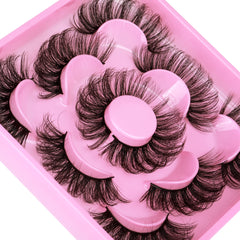 Focipeysa Lashes dramatic look showcased in the full pack.