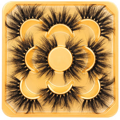 Focipeysa premium synthetic silk fiber lashes feel soft on skin.