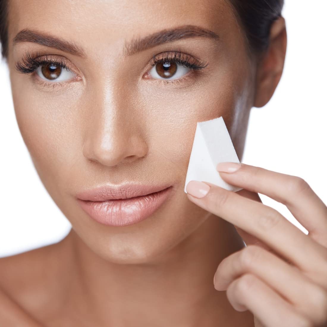 100-count pack ready for daily professional makeup use.