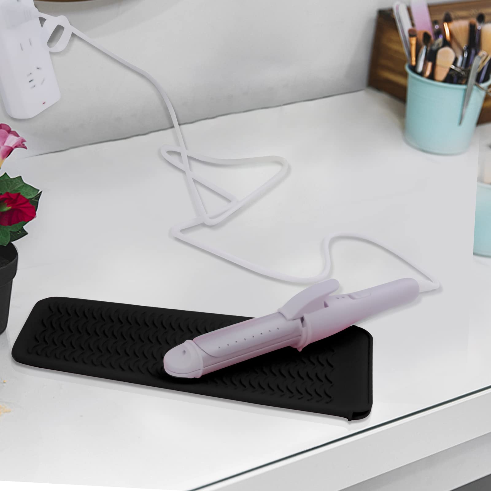Fouews compact storage for home or professional settings