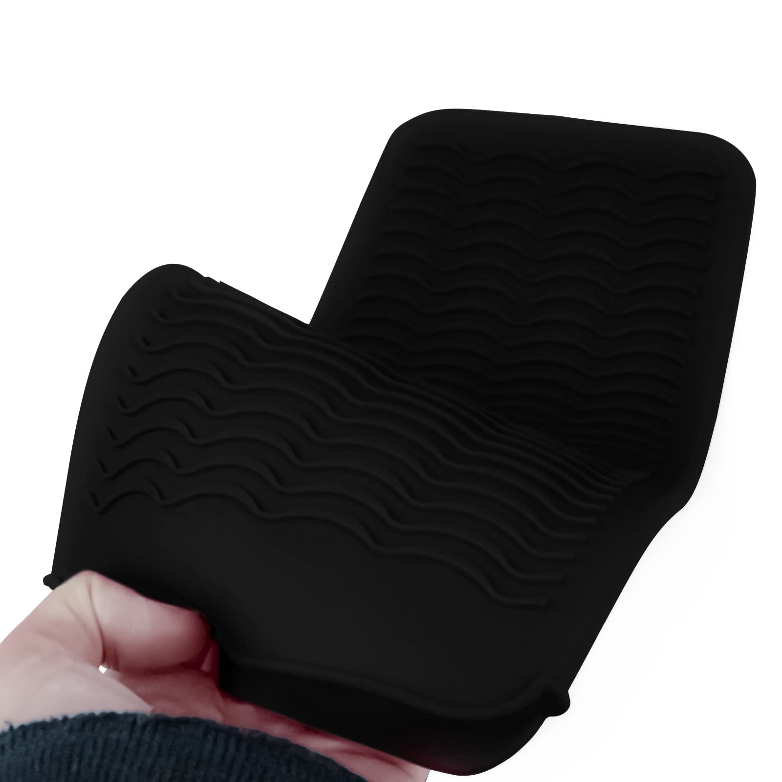 Fouews foldable silicone mat pouch for compact storage and quick cooling.