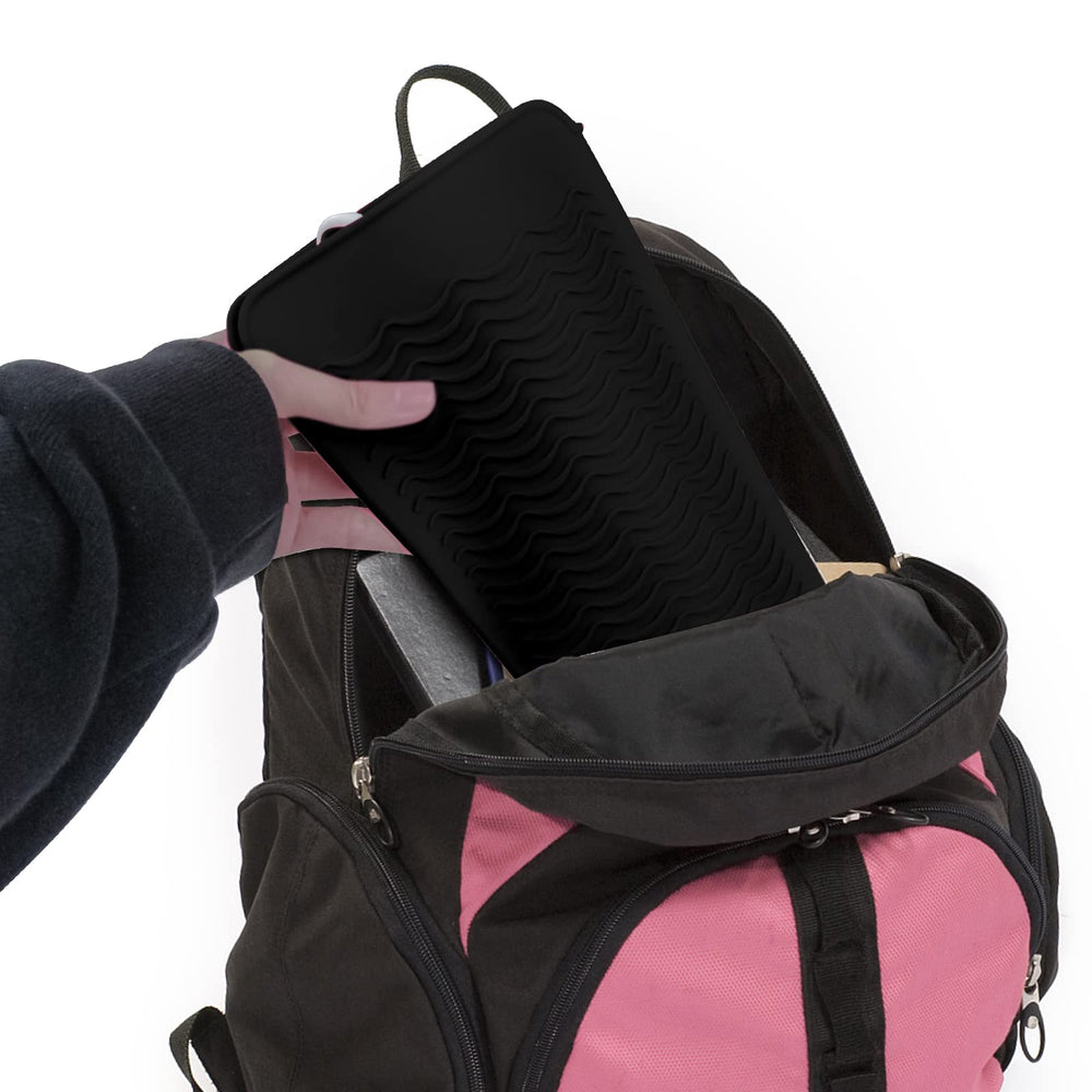 Fouews compact travel kit with mat and pouch for safe tool transport.
