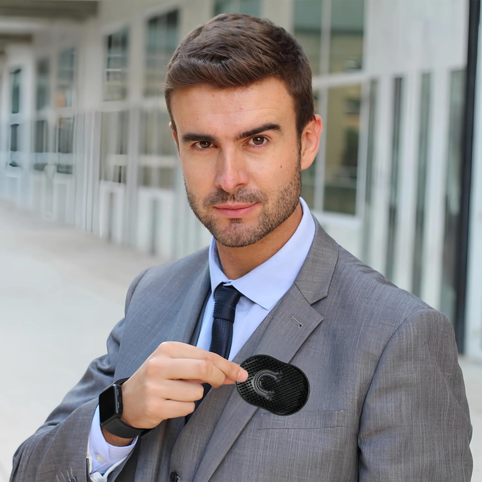 FOVKO travel-ready pocket comb keeps grooming essentials nearby.