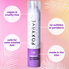 Sin residuo blanco: FoxyBae Turned Up deja el cabello limpio y ligero.