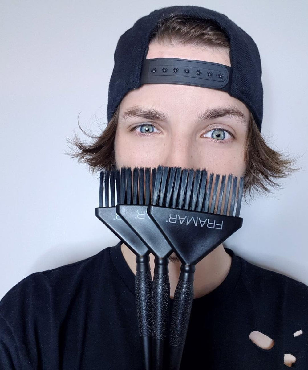 Framar AccuSoft bristles blend soft and stiff fibers for precise control.