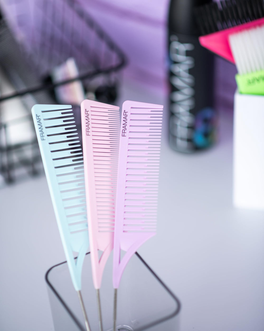 FRAMAR Dreamweaver packaging shows pastel trio display