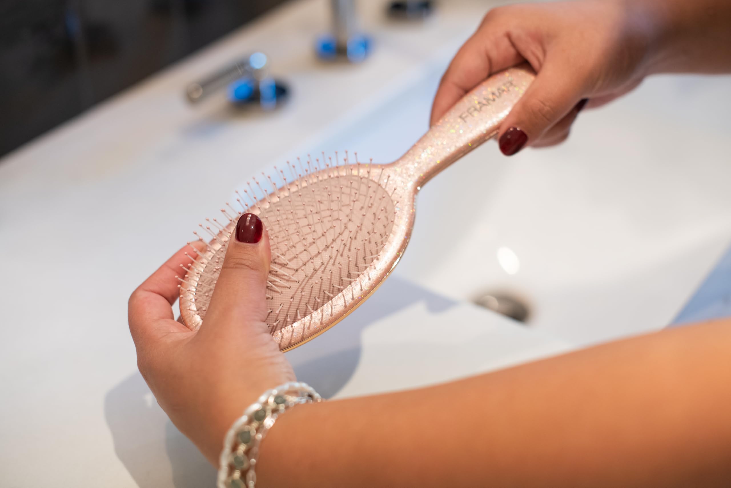 FRAMAR Glitter Hair Brush used by girls during daily hair routines