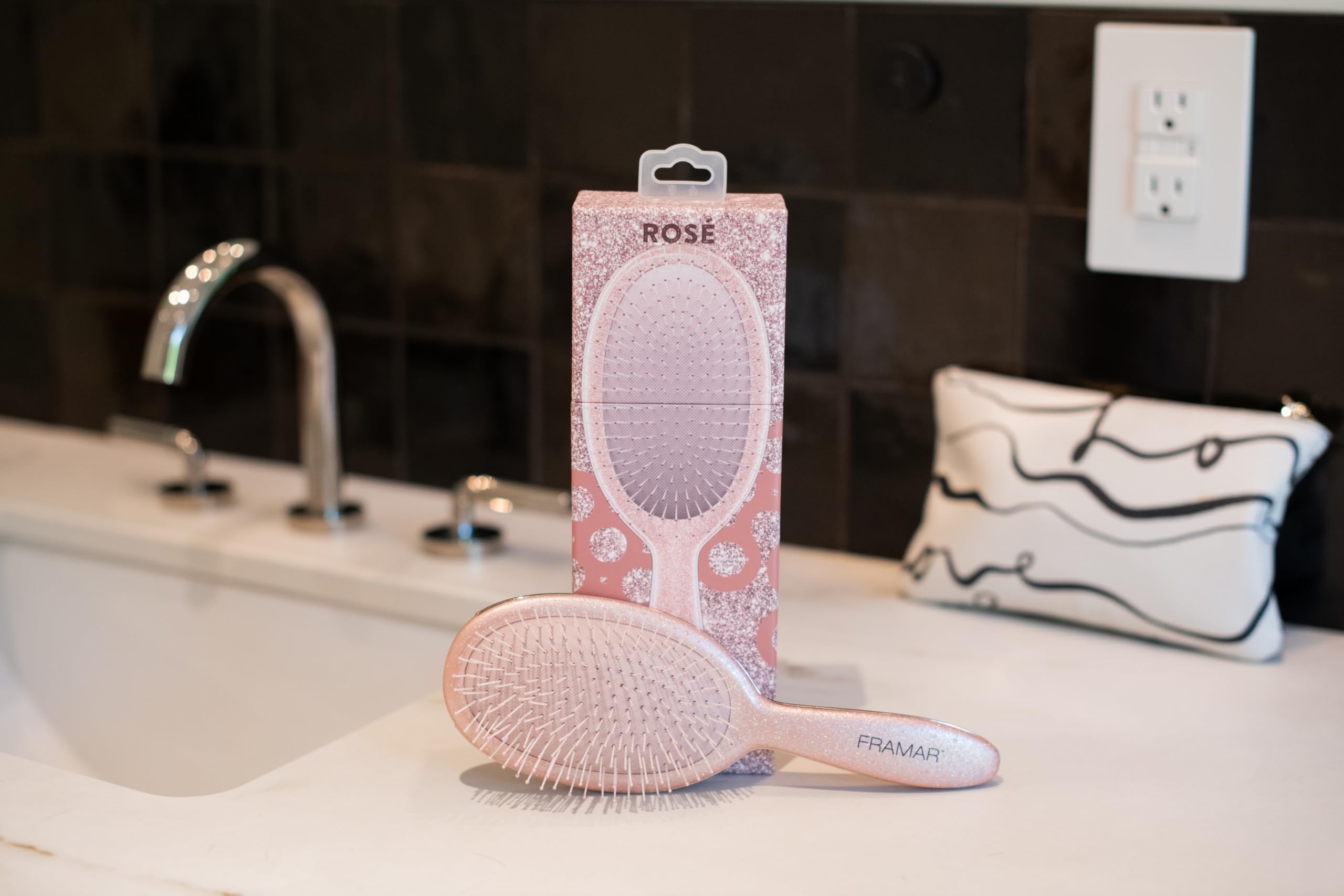 FRAMAR Glitter Hair Brush detail highlights sparkling glitter for a fun brushing experience