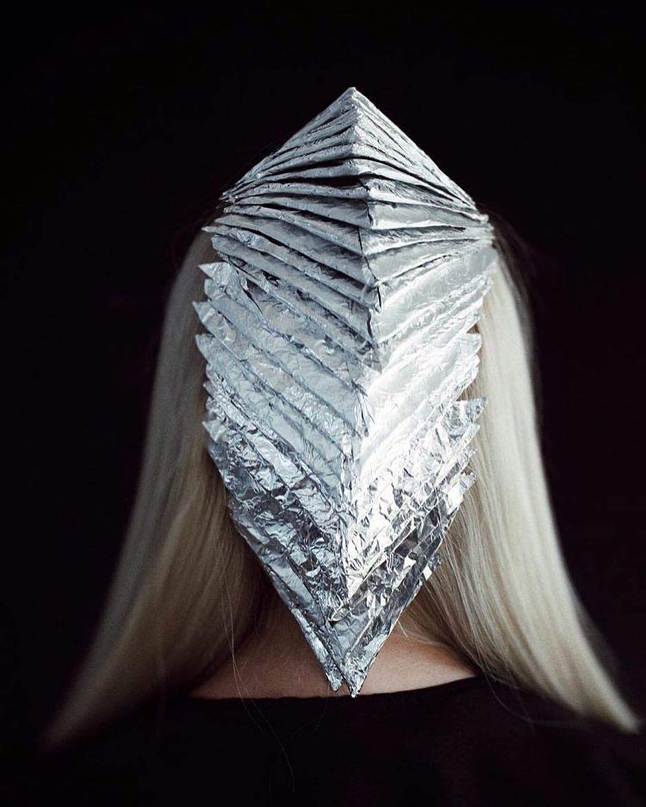 FRAMAR smooth malleable aluminum foil folds easily around strands.