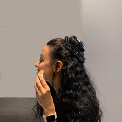 FRAMAR versatile clip works for salon and home use on all hair types.