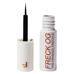 Freck OG con brocha ultra fina para aplicación precisa de pecas.