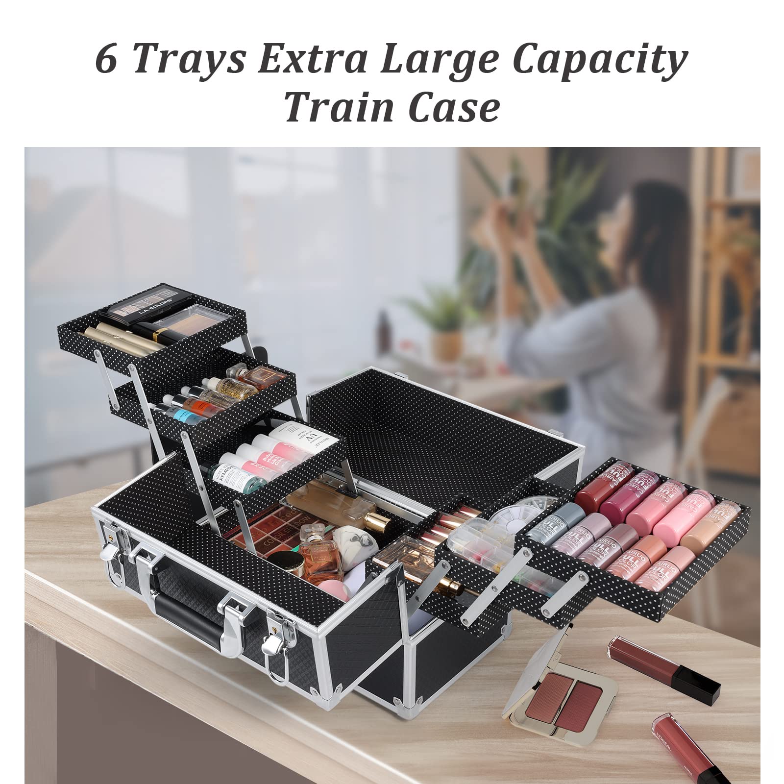 FRENESSA gift-ready case keeps beauty essentials tidy for loved ones