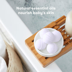 Frida Baby bomba de baño lavanda con vapor relajante crea ambiente tranquilo