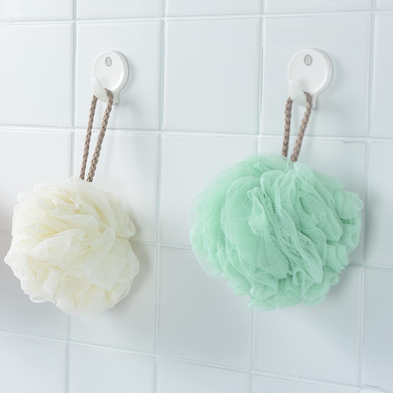 Fu Store loofah sponge hanging dry design for quick air drying after use.