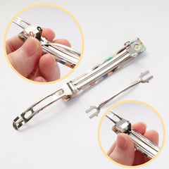Fumwase shell clip in light tortoiseshell with lightweight grip for hair